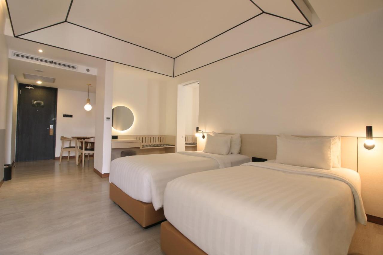 Gaia Cosmo Hotel Джокьякарта Экстерьер фото
