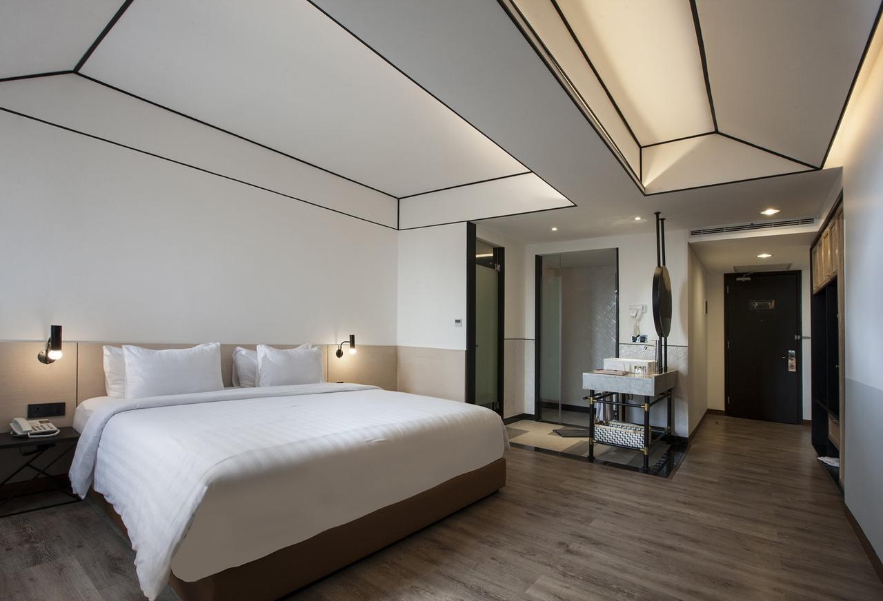 Gaia Cosmo Hotel Джокьякарта Экстерьер фото